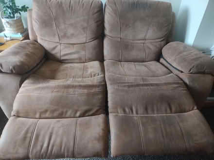 Photo of free Manual Recliner 2 & 3 Seaters (Stonehouse) #3