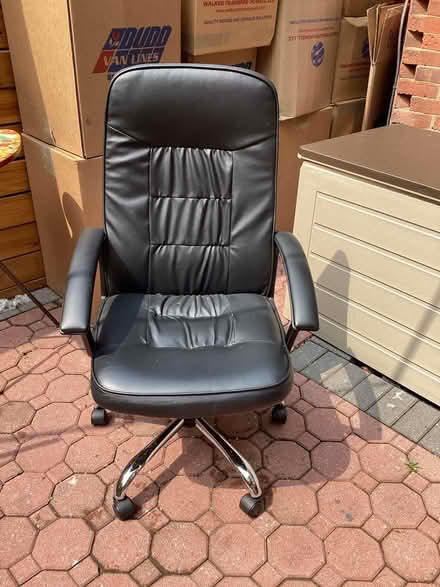 Photo of free Computer chair (Harlem) #1