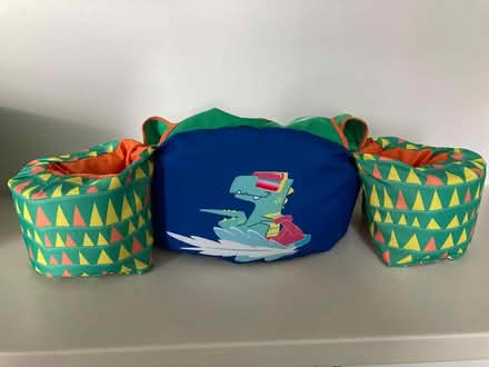 Photo of free toddler swim vest (Spring Hill, Somerville) #1