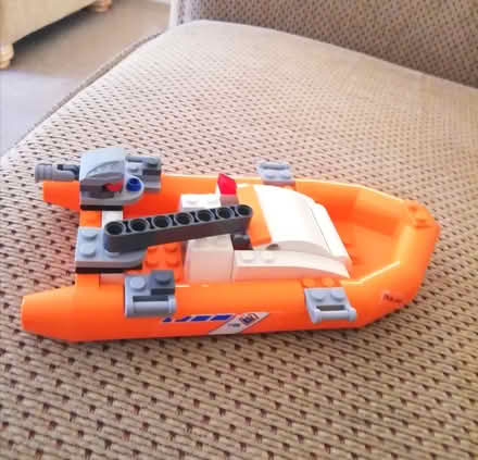 Photo of free Lego Lifeboat, Knex, Dr Who Screwdriver (Sutton in Ashfield NG17) #2