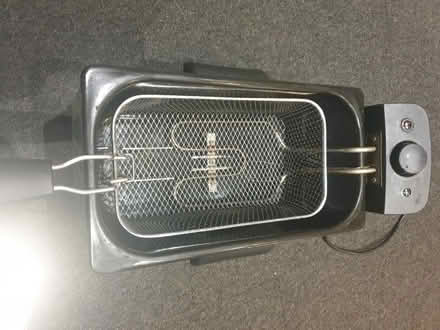 Photo of free Deep fat fryer (Ipswich IP1) #2