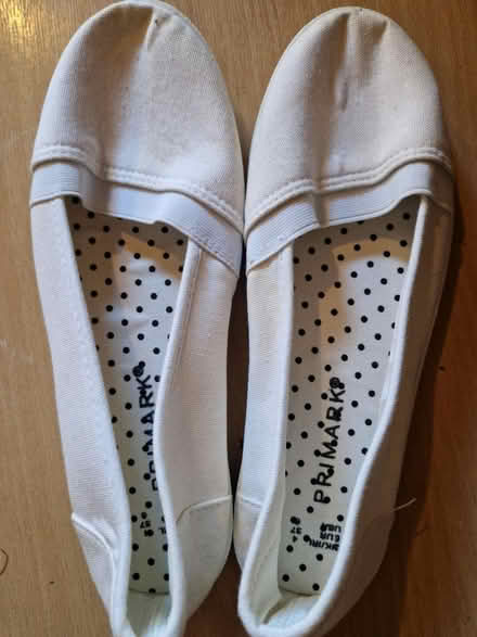 Photo of free Ladies shoes size 37/38 (RG6) #3