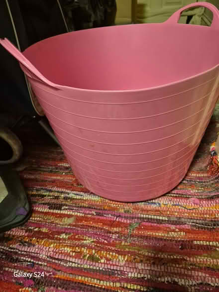 Photo of free Pink tub (Royal Leamington Spa CV31) #1