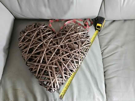 Photo of free Large wooden heart (GU21) #1