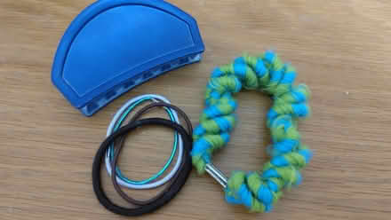 Photo of free Long hair accessories (Slinfold RH13) #1
