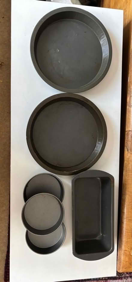 Photo of free Oven non-stick pans (Lemsford AL8) #2