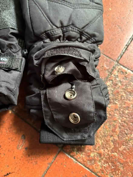 Photo of free Thinsulate heated gloves (Allerton L18) #4