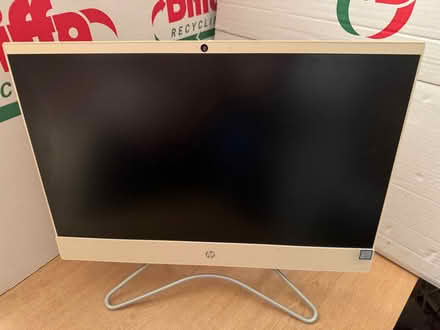 Photo of free For spares or repair HP 21.5" All-in-One PC (Merry Hill WD23) #1