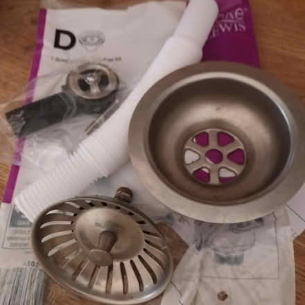 Photo of free Kitchen sink drain top, strainer (EN6 4DR) #1