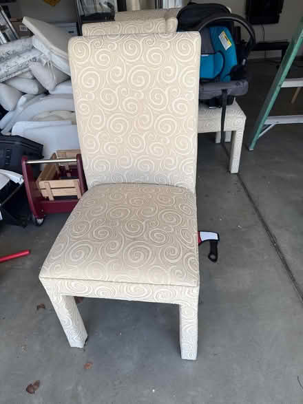 Photo of free Six off white dining chairs (Livermore) #1