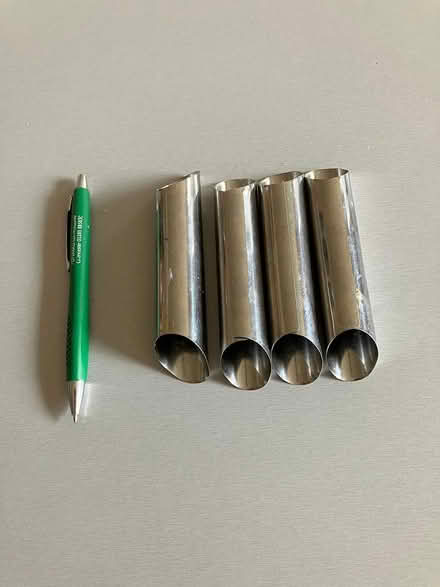 Photo of free 4 Cannoli shell moulds (Thrupp) #1