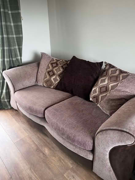 Photo of free Sofa With Pull Out Sofa Bed (Mattersey DN10) #2