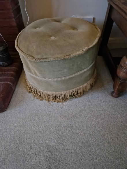 Photo of free Poof (Godstone) #1