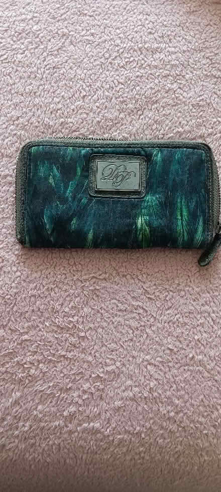 Photo of free Green purse with card pockets (Rakegate Estate WV10) #1