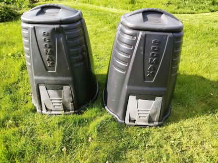 Photo of free compost bins (Helton CA10) #1