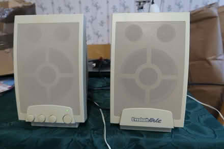 Photo of free Powered speakers (Ludlow SY8) #1