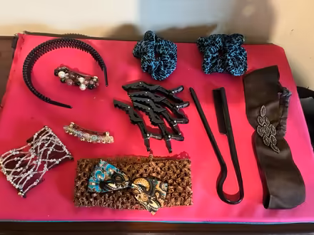 Photo of free Hair Accessories (1711 Randall Avenue, Bronx) #1