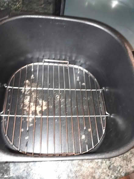 Photo of free Airfryer 4L (BN18) #2