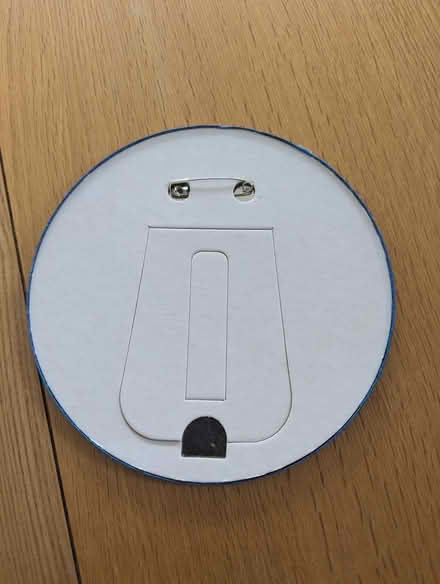 Photo of free I am 10 giant badge (Abingdon OX14) #2