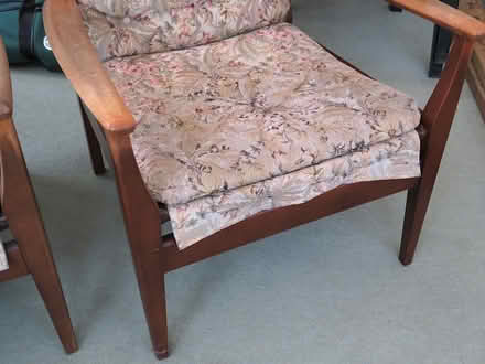 Photo of free pair of lounge chairs, maybe upcycle project (Addiscombe CR0) #3