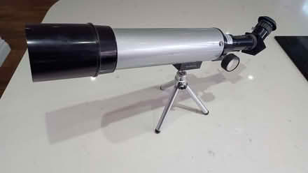 Photo of free Small astronomical telescope 39X magnification (Stanford in the Vale SN7) #2