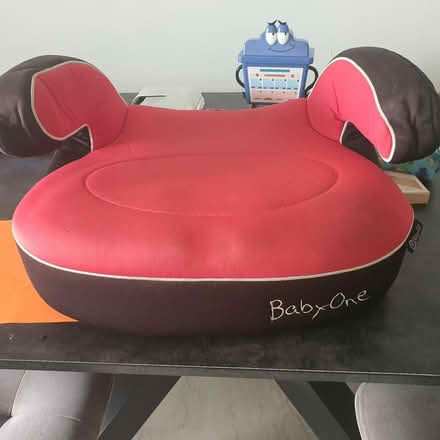 Photo of free Car booster seat (Mount Faber) #1