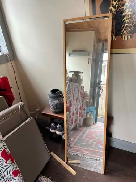 Photo of free Mirror broken at bottom (Junction) #1