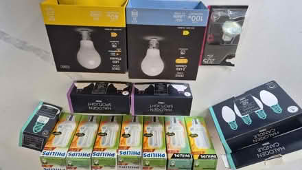 Photo of free Various light bulbs (Dringhouses YO24) #1