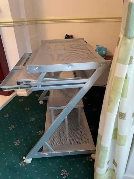 Photo of free metal computer desk (Tideswell SK17) #1