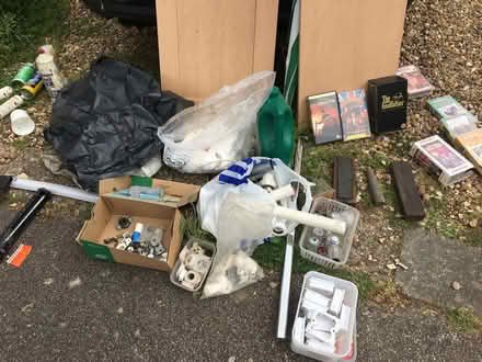 Photo of free Various garage clearance items tools, cable light etc (Brogborough MK43) #2