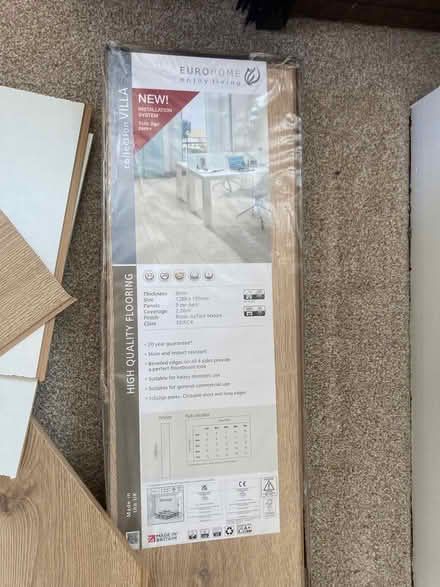 Photo of free Laminate 8mm light oak (Wheathampstead) #1