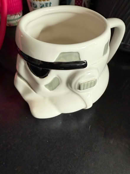 Photo of free Star Wars mug (PO21 Nyetimber) #1