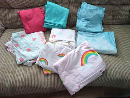 Photo of free 4 sets of sheets for single bed (MK15 Pennyland) #1