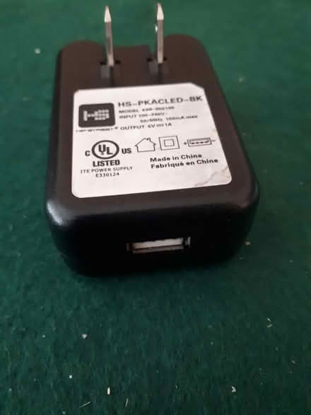 Photo of free usb-a wall plugs (Richmond Hill) #2