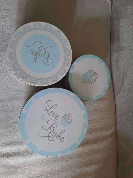 Photo of free Set of cake tins (Butetown CF10) #2