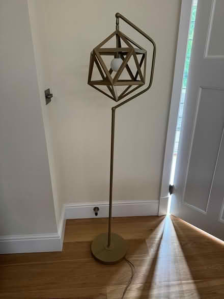 Photo of free Standing lamp (Pinner HA5) #1