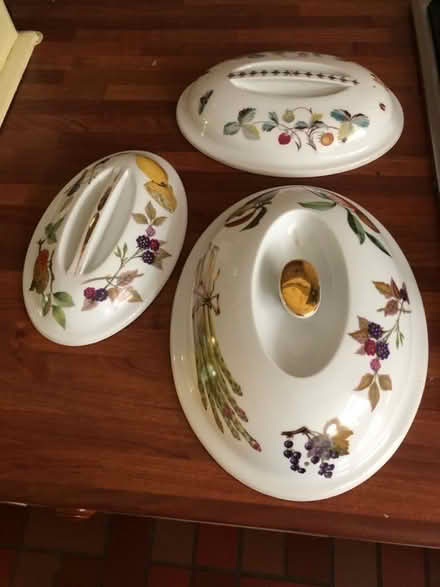 Photo of free 3 Royal Worcester casserole LIDS (Datchet SL3) #1