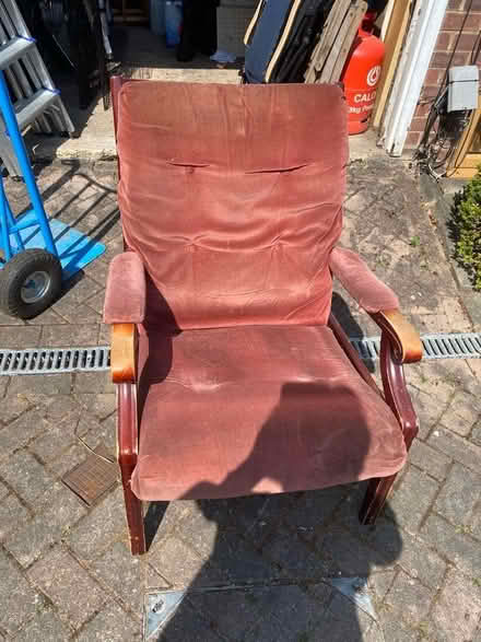 Photo of free Cintique armchair (Enfield EN1) #1