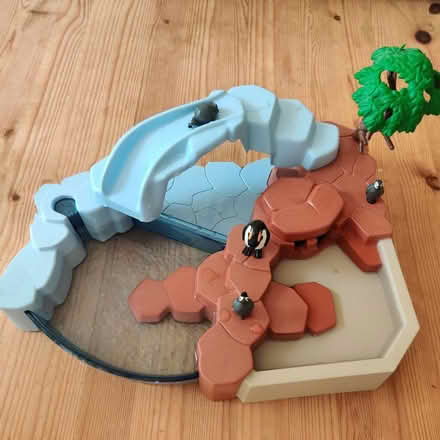 Photo of free Playmobil Penguin Habitat set 4013 (Knighton LE2) #2