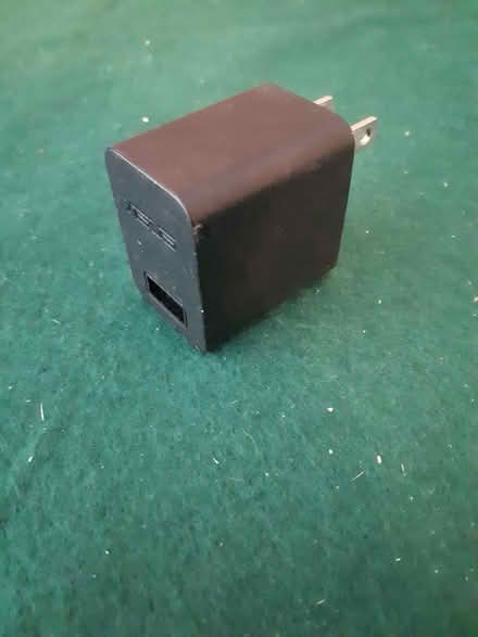 Photo of free usb-a wall plugs (Richmond Hill) #3