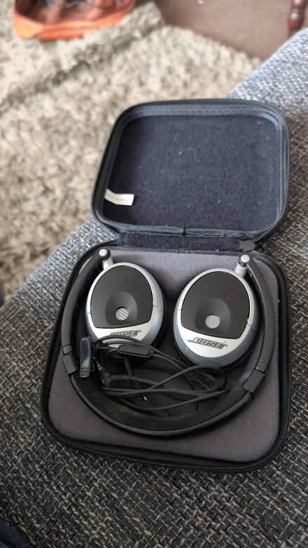 Photo of free Headphones (Chesterfield S42) #1