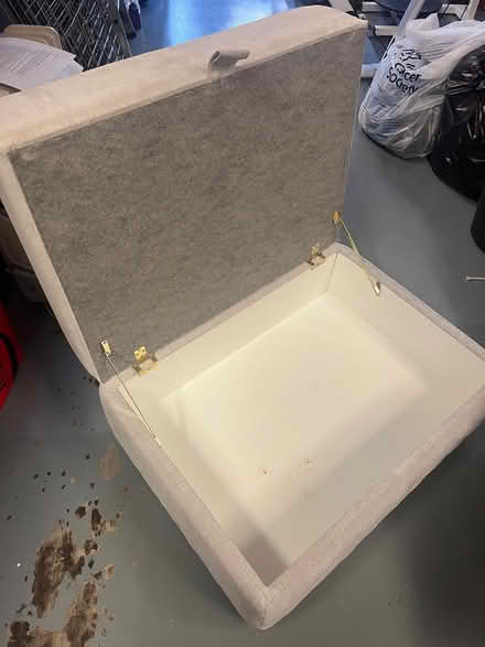 Photo of free Ottoman (Stepaside) #1