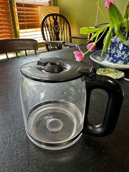 Photo of free 1.25 litre coffee jug - from a Russell Hobbs coffee maker (Radlett WD7) #1