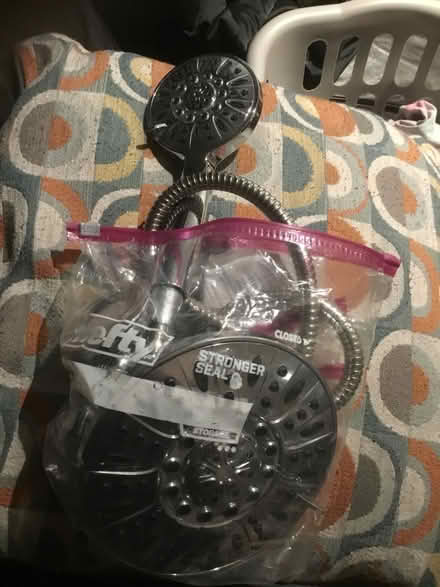 Photo of free Assorted Bathroom Items (Greenpoint) #1