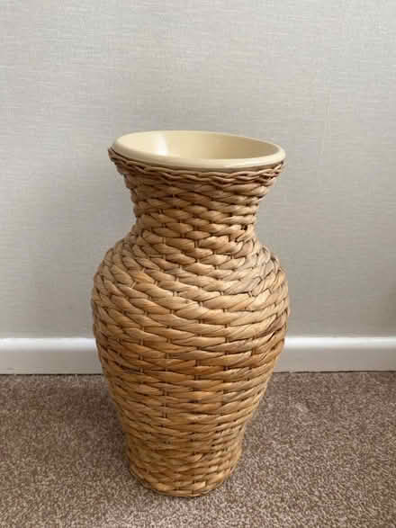 Photo of free Large decorative vase (Waterlooville PO8) #1