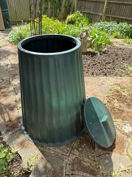 Photo of free Compost bin for garden (Enfield EN2) #4
