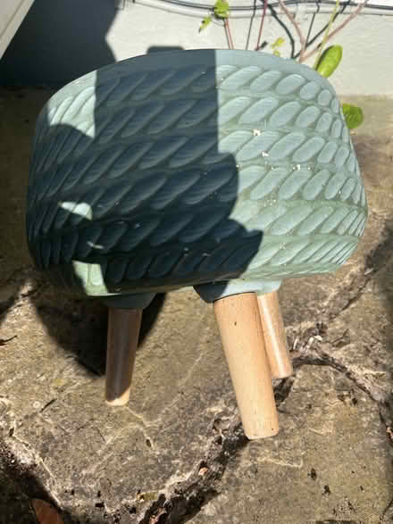 Photo of free Sturdy plant pot (Dundrum) #2