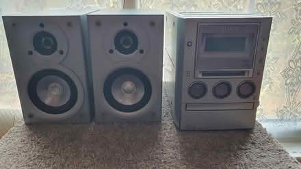 Photo of free sony hi-fi (spares / repair) (LE3 leicester) #1