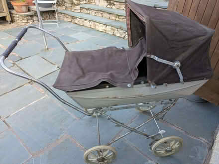 Photo of free Silver Cross Dolls Pram (1970s) (Levens LA8) #2