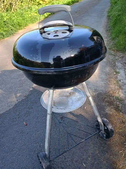 Photo of free BBQ (Owlbury SY9) #1